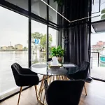 Apartment Energyapart Aqua Na Wodzie Houseboat Szczecin