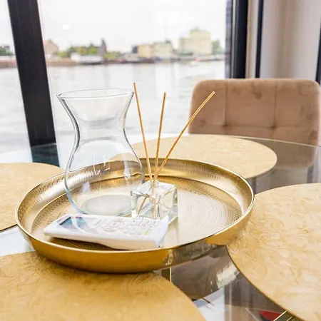 Energyapart Aqua Na Wodzie Houseboat Daire