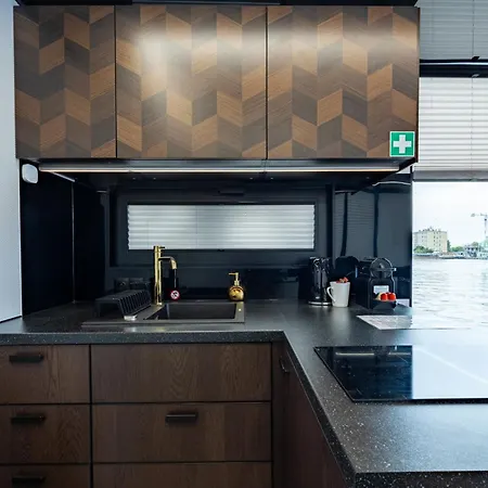 Apartment Energyapart Aqua Na Wodzie Houseboat *