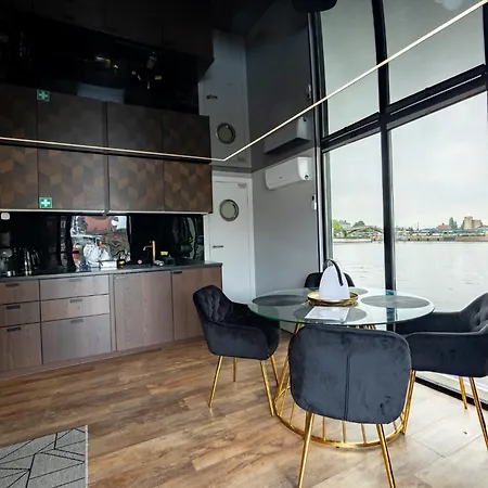 Apartment Energyapart Aqua Na Wodzie Houseboat