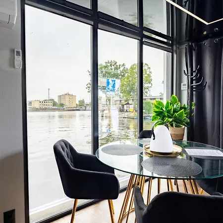 Apartment Energyapart Aqua Na Wodzie Houseboat *